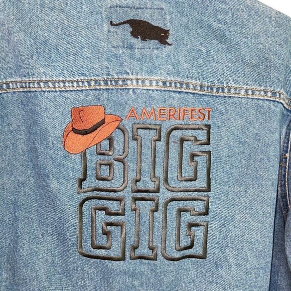 Amerifest Big Gig Denim Trucker Jacket Mens Blue Hat Logo Cotton Button Front - Picture 7 of 12